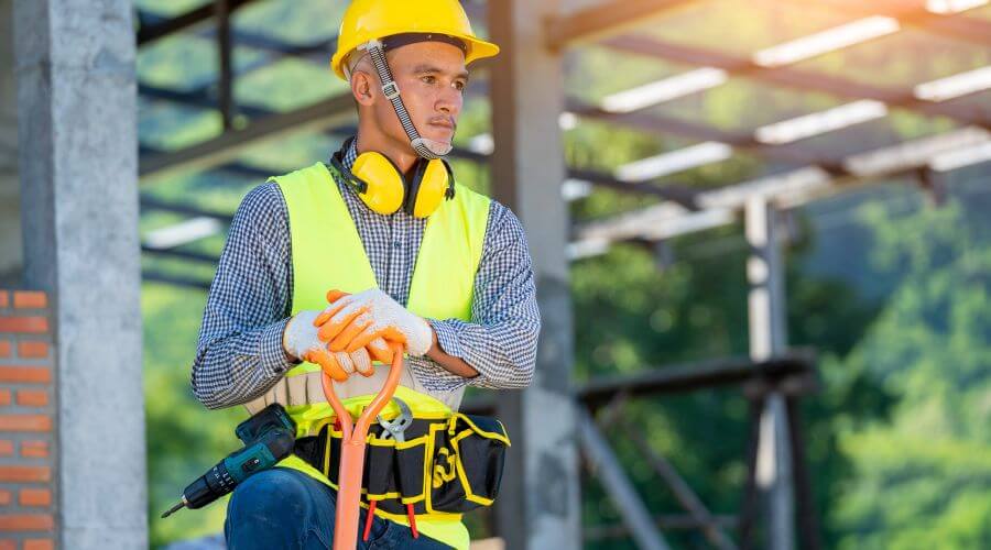Professional gutter cleaning in Covington, VA
